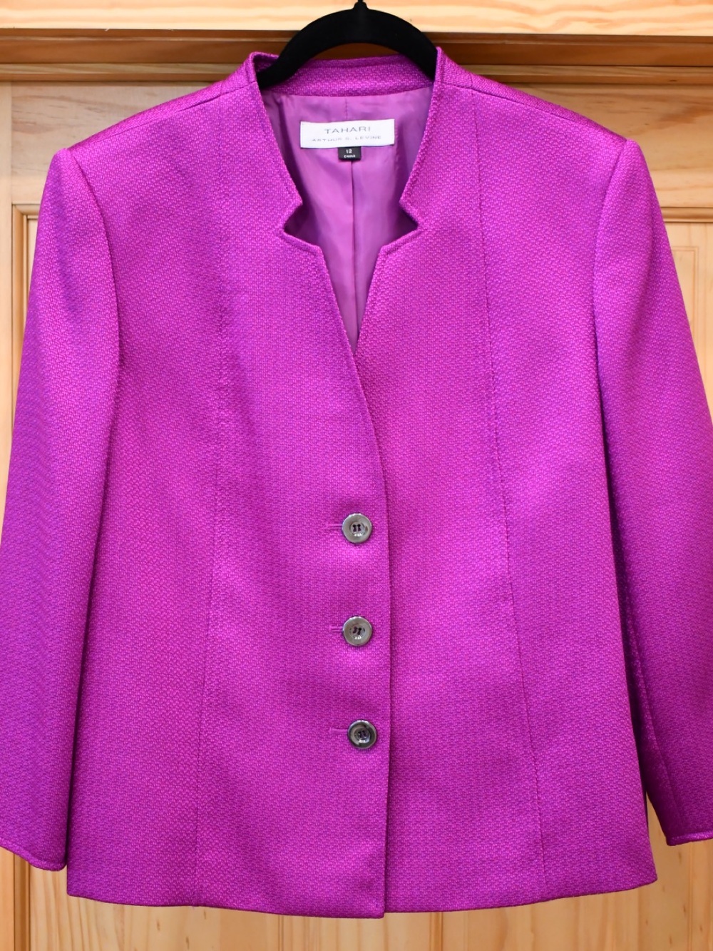 Tahari Arthur S. Levine Magenta Textured Notchless Blazer 10 - Picture 2 of 10